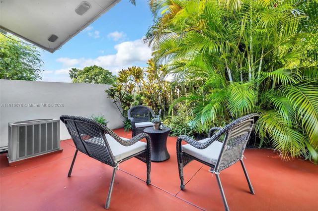 12255 SW 117th Ter, Miami, FL 33186