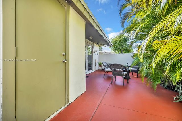 12255 SW 117th Ter, Miami, FL 33186