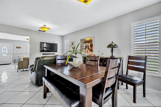 12255 SW 117th Ter, Miami, FL 33186