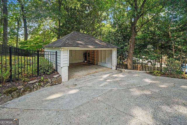 1704 N Rock Springs Road NE, Atlanta, GA 30324