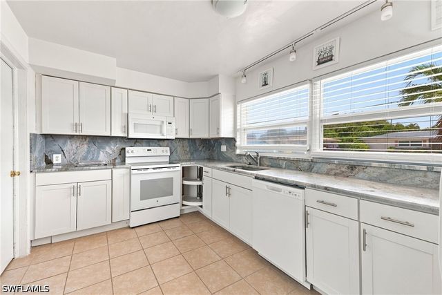 5224 Tower DR, Cape Coral, FL 33904