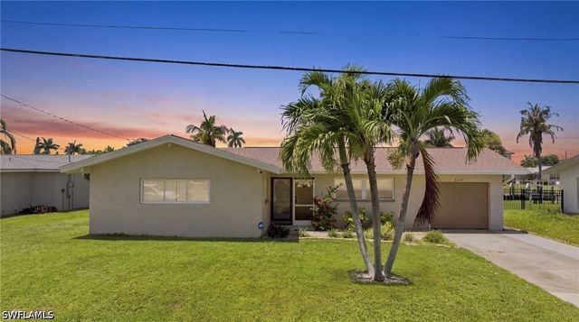 5224 Tower DR, Cape Coral, FL 33904