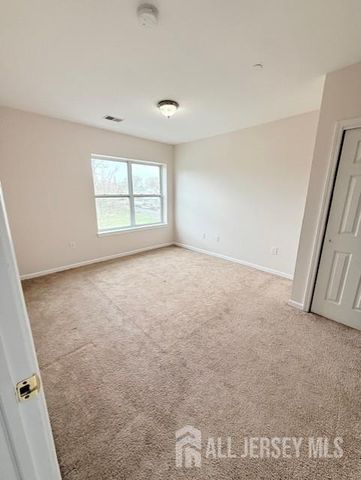 368 Rector Street 421, Perth Amboy, NJ 08861