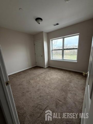 368 Rector Street 421, Perth Amboy, NJ 08861