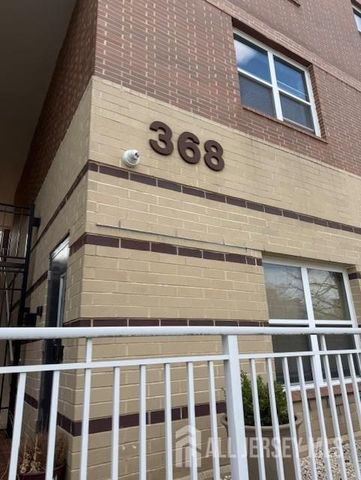 368 Rector Street 421, Perth Amboy, NJ 08861