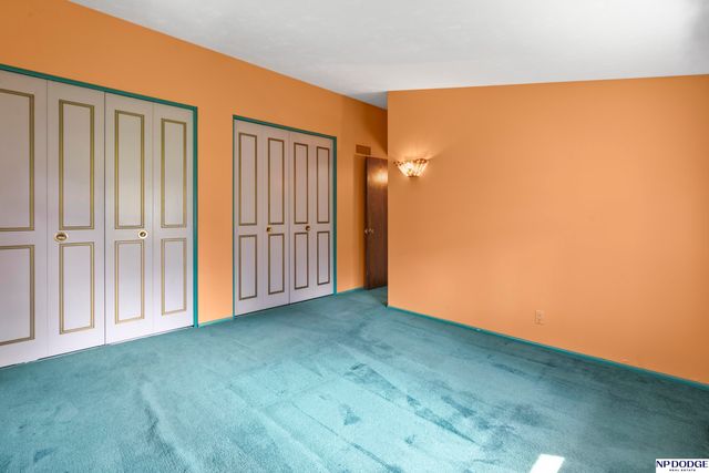 905 Sycamore Drive, Lincoln, NE 68510