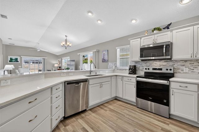 9203 SE 167TH FORD STREET, The Villages, FL 32162