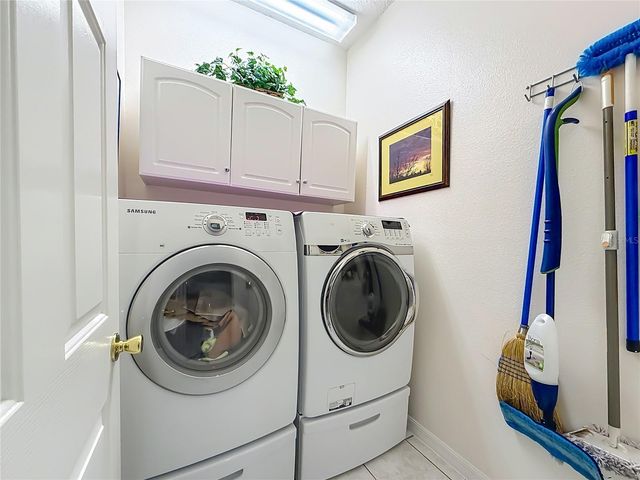 6050 LANDINGS BOULEVARD, Lady Lake, FL 32159