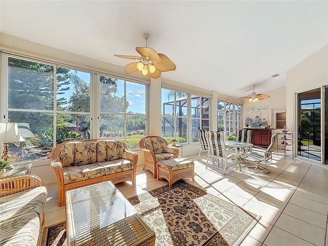 6050 LANDINGS BOULEVARD, Lady Lake, FL 32159