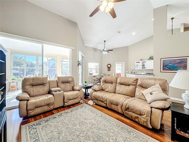 6050 LANDINGS BOULEVARD, Lady Lake, FL 32159