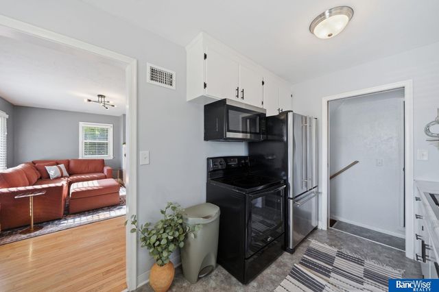 2645 S 55th Street, Lincoln, NE 68506