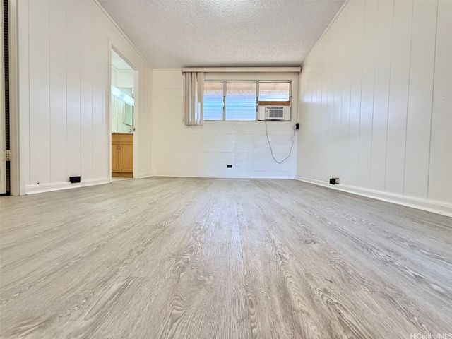 736 Puu Hina Place, Pearl City, HI 96782