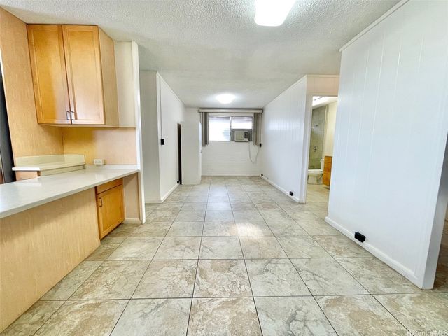 736 Puu Hina Place, Pearl City, HI 96782