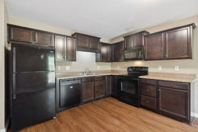 1723 Thistlewood Dr Apt A, Clarksville, TN 37042