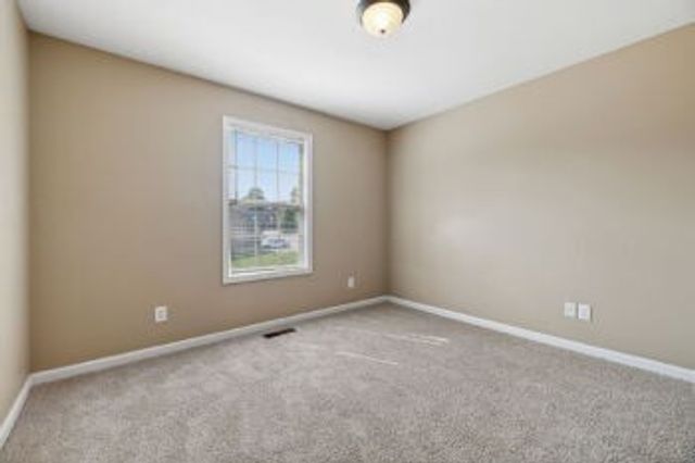 1723 Thistlewood Dr Apt A, Clarksville, TN 37042