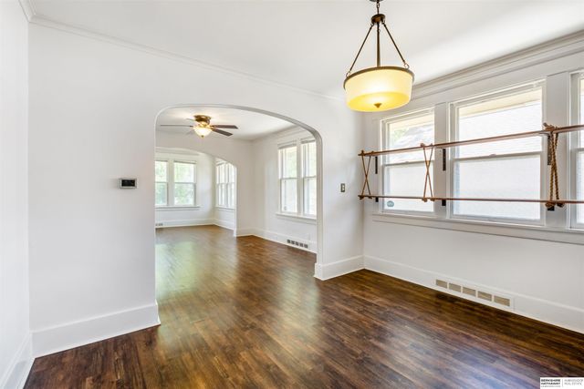 4859 Burt Street, Omaha, NE 68132