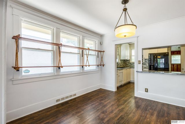 4859 Burt Street, Omaha, NE 68132