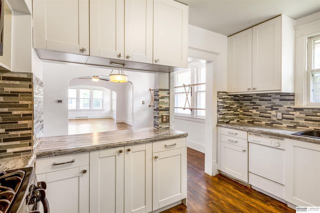 4859 Burt Street, Omaha, NE 68132