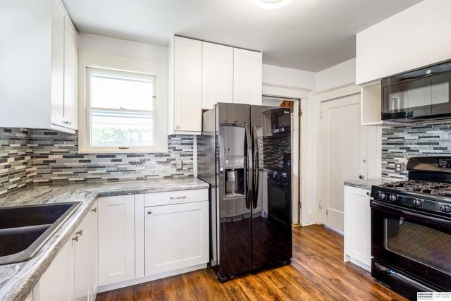 4859 Burt Street, Omaha, NE 68132