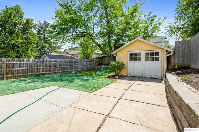 4859 Burt Street, Omaha, NE 68132