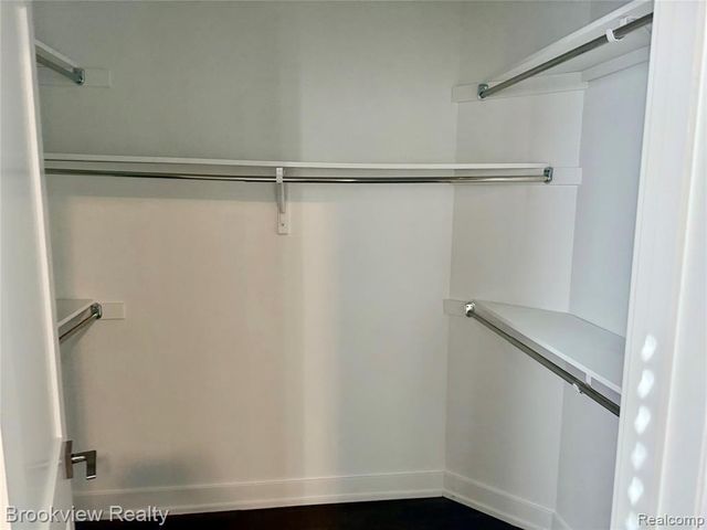 55144 St Paul Drive, Macomb, MI 48042