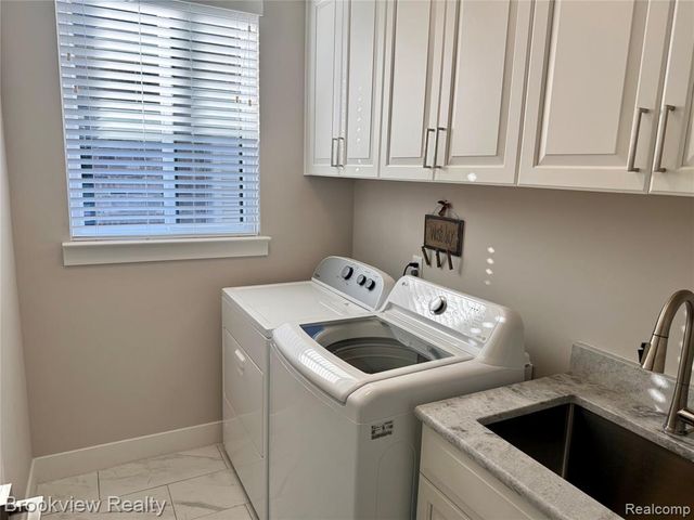 55144 St Paul Drive, Macomb, MI 48042