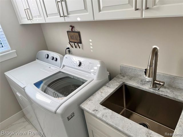 55144 St Paul Drive, Macomb, MI 48042