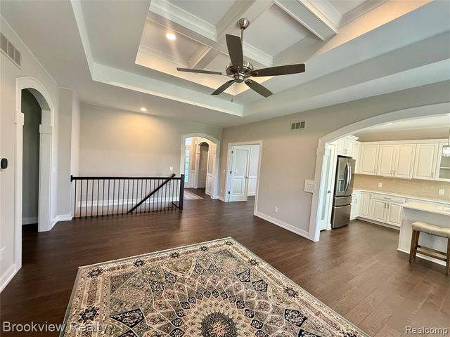 55144 St Paul Drive, Macomb, MI 48042