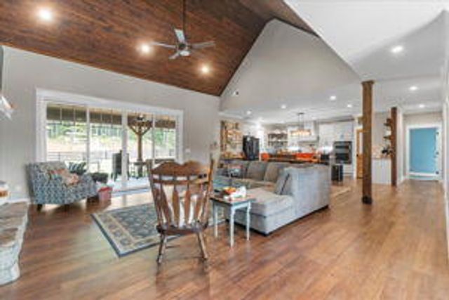 521 Horns Creek Road, Old Fort, TN 37362