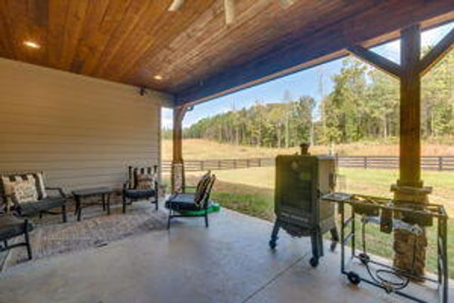 521 Horns Creek Road, Old Fort, TN 37362