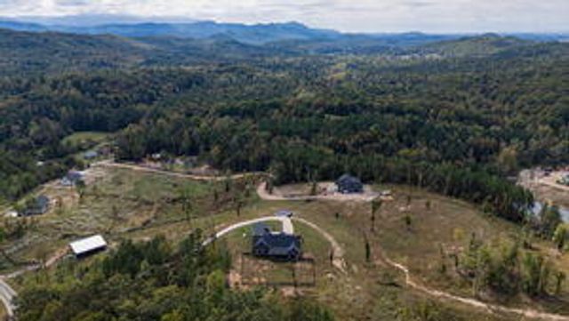 521 Horns Creek Road, Old Fort, TN 37362