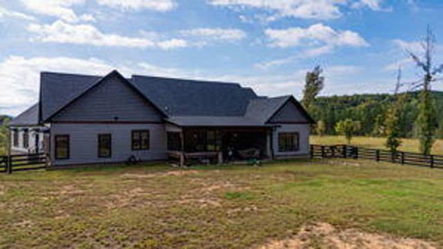 521 Horns Creek Road, Old Fort, TN 37362