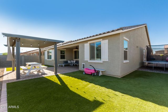 18735 W SAN JUAN Avenue, Litchfield Park, AZ 85340