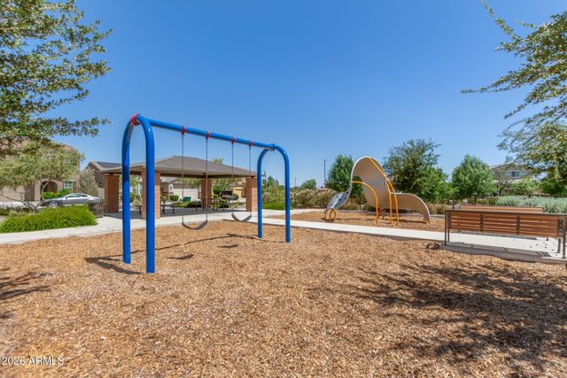 18735 W SAN JUAN Avenue, Litchfield Park, AZ 85340