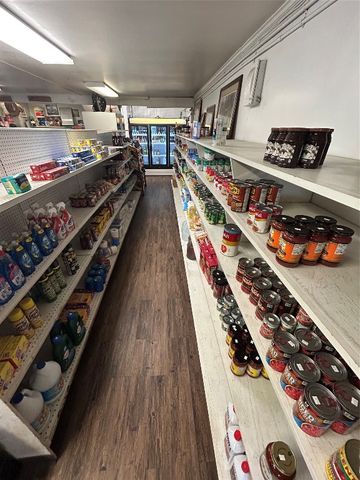 13087 MAIN Street, Titusville, PA 16354