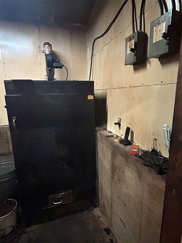 13087 MAIN Street, Titusville, PA 16354