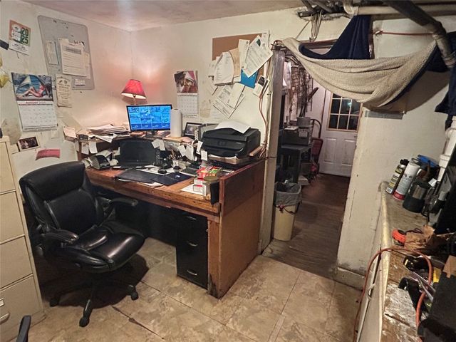 13087 MAIN Street, Titusville, PA 16354