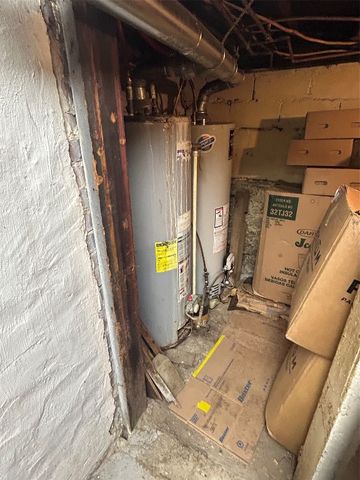 13087 MAIN Street, Titusville, PA 16354