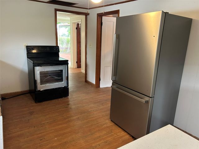 13087 MAIN Street, Titusville, PA 16354