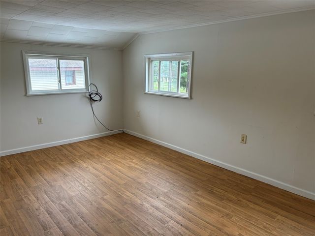 13087 MAIN Street, Titusville, PA 16354