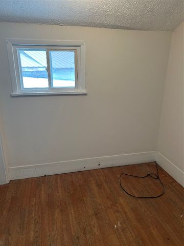 13087 MAIN Street, Titusville, PA 16354