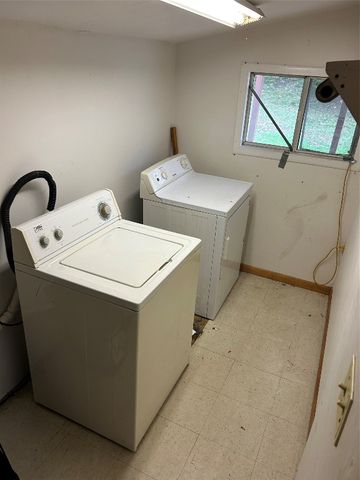 13087 MAIN Street, Titusville, PA 16354