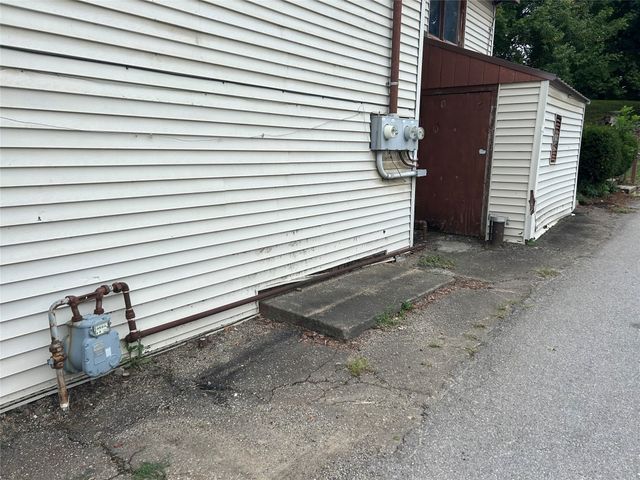 13087 MAIN Street, Titusville, PA 16354