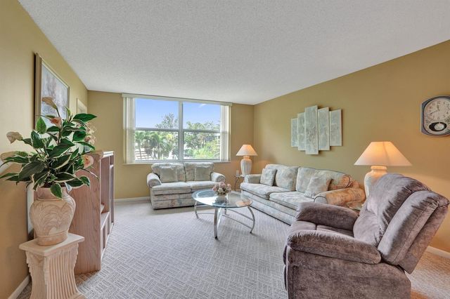 6850 Royal Palm Boulevard 202G, Margate, FL 33063