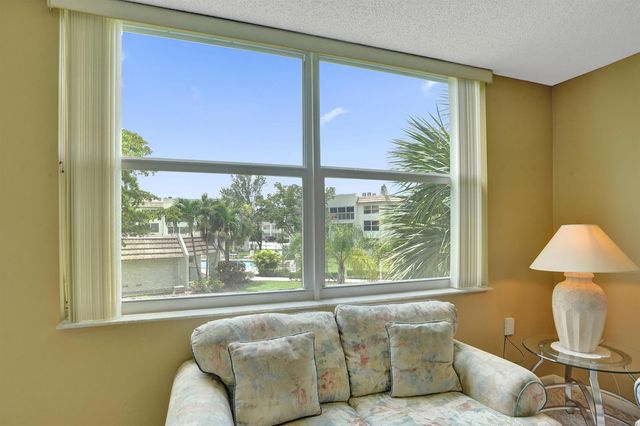6850 Royal Palm Boulevard 202G, Margate, FL 33063