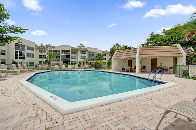 6850 Royal Palm Boulevard 202G, Margate, FL 33063