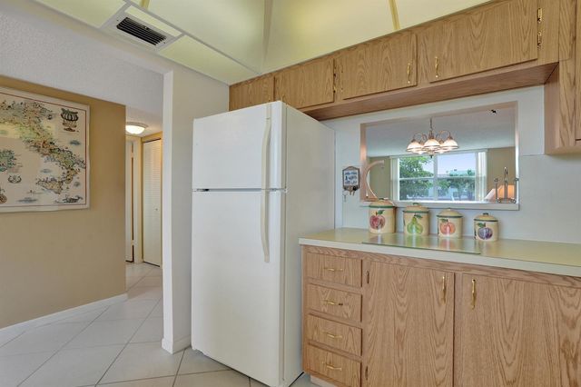 6850 Royal Palm Boulevard 202G, Margate, FL 33063