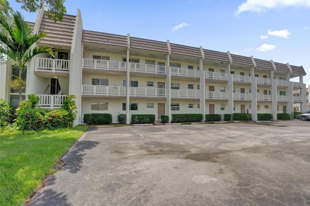 6850 Royal Palm Boulevard 202G, Margate, FL 33063