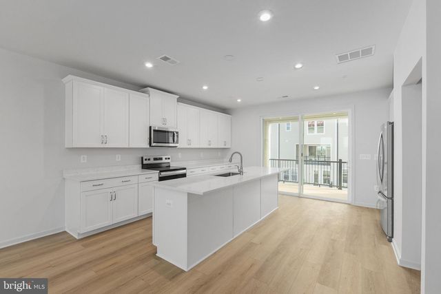 20869 MURRY FALLS TER, Ashburn, VA 20147