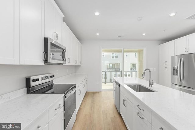 20869 MURRY FALLS TER, Ashburn, VA 20147